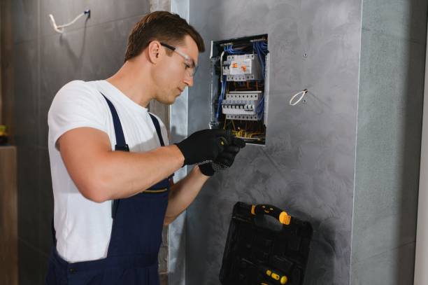 Best Commercial Electrician Services  in East Freehold, NJ